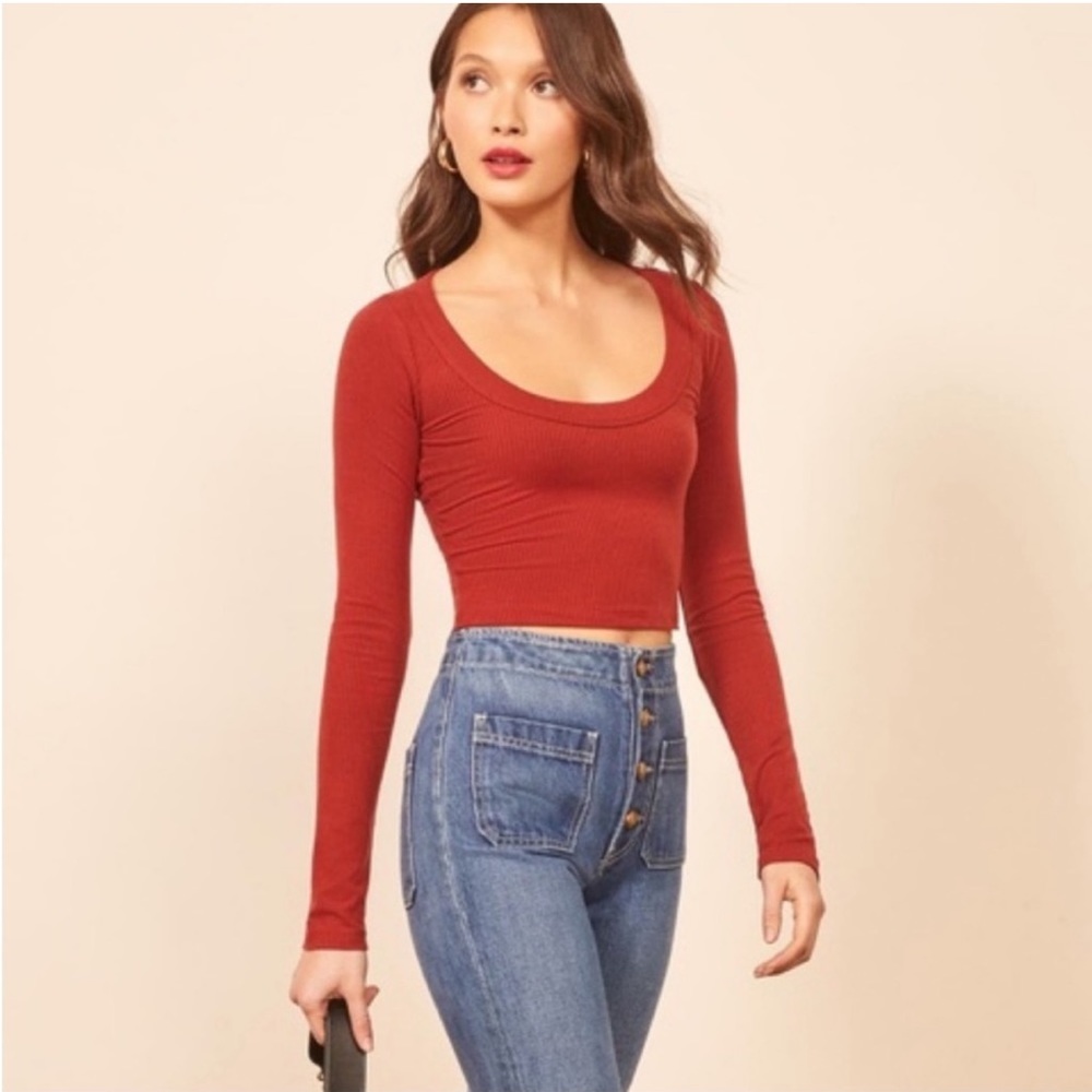 Reformation cropped long sleeve red top ribbed